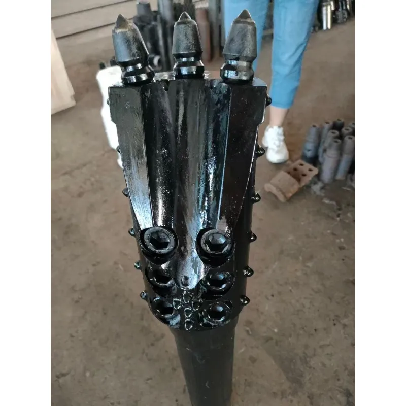 Пилотная буровая головка (27)